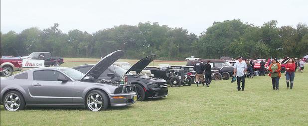 Cookoff, car show are hits at Apache Pass