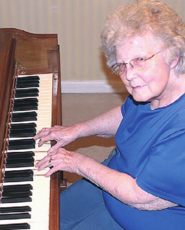 Rockdale music teacher to hold golden recital
