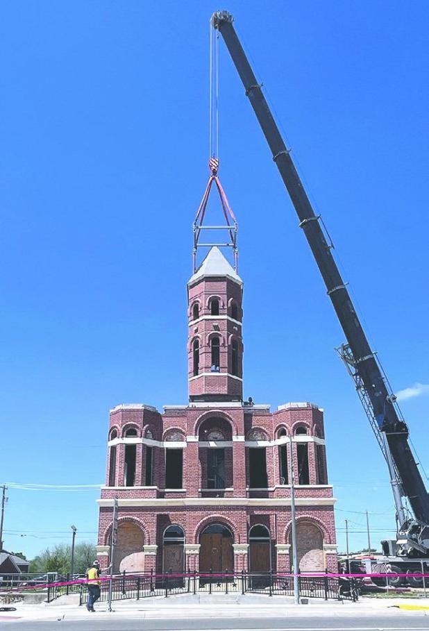 Re-crowning of The 1895