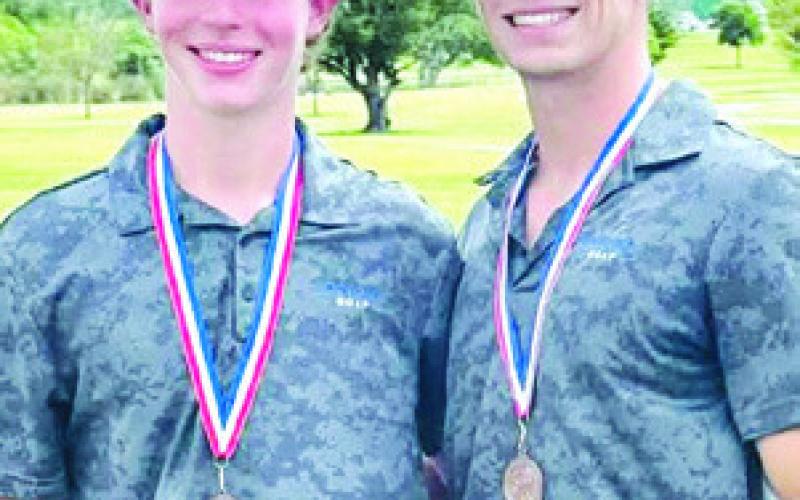Zeb Skrhak and Mason Lillard will be advancing to the Regional Golf Tournament for the Tigers. Photo by Trey Young