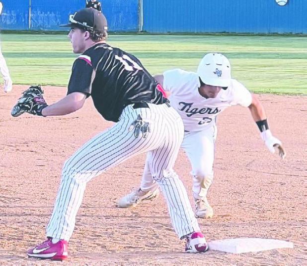 ROCKDALE BASEBALL/SOFTBALL