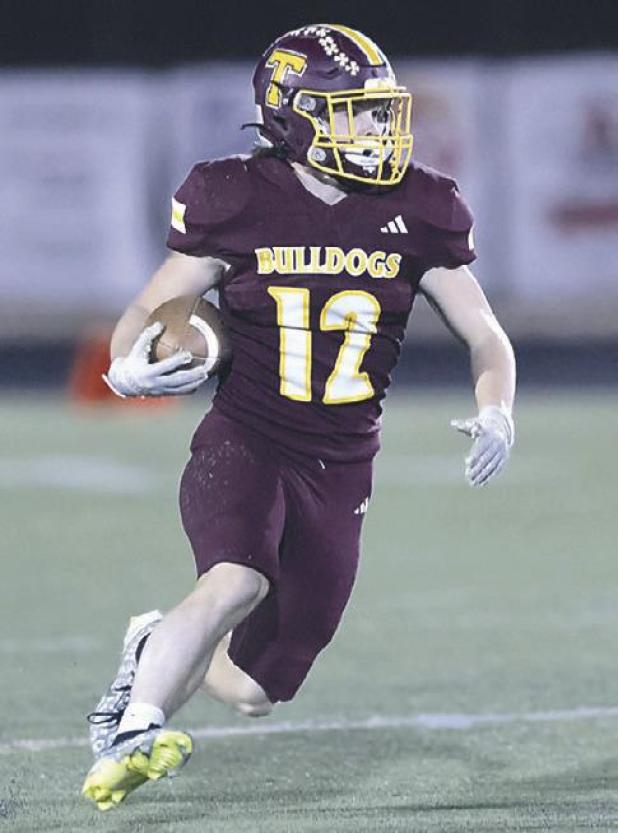 Bulldogs outlast Riesel, advance to area