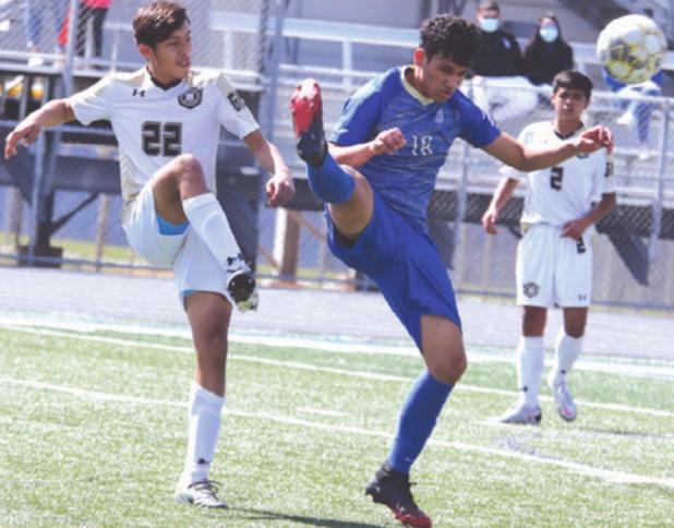 RHS keeps Giddings busy Saturday