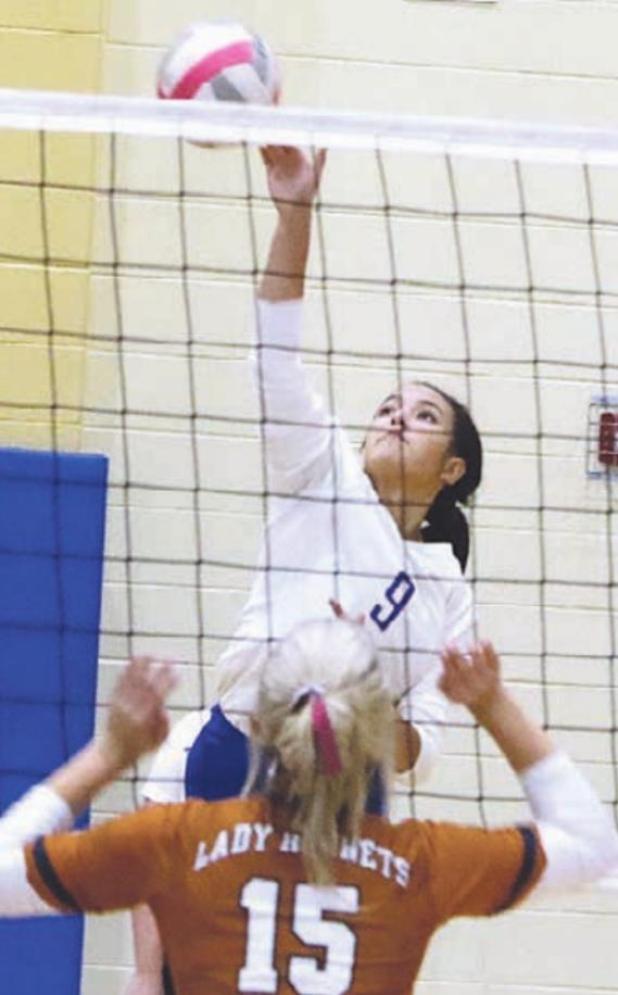 RHS overcomes first set to beat Caldwell
