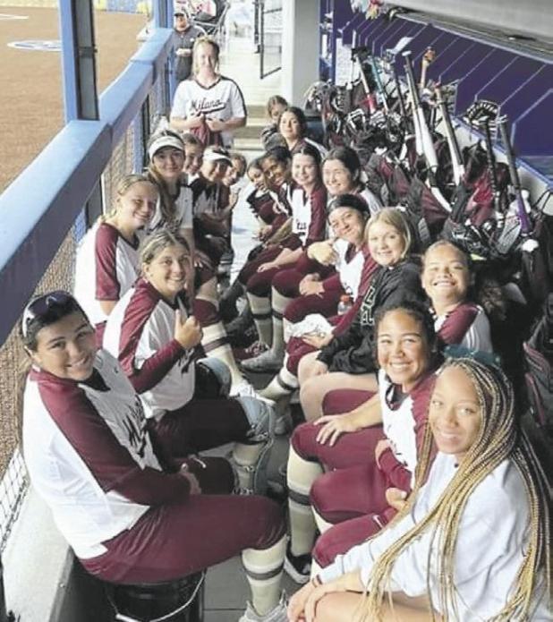 Lady Eagles advance to regional semi-finals in Brenham this week