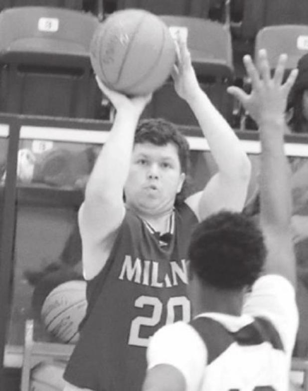 More than a dozen earn district honors