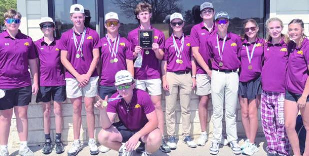 Thorndale golfers participated in the district tournament last week in Temple with the boys team taking first place. Thorndale ISD Athletics photo