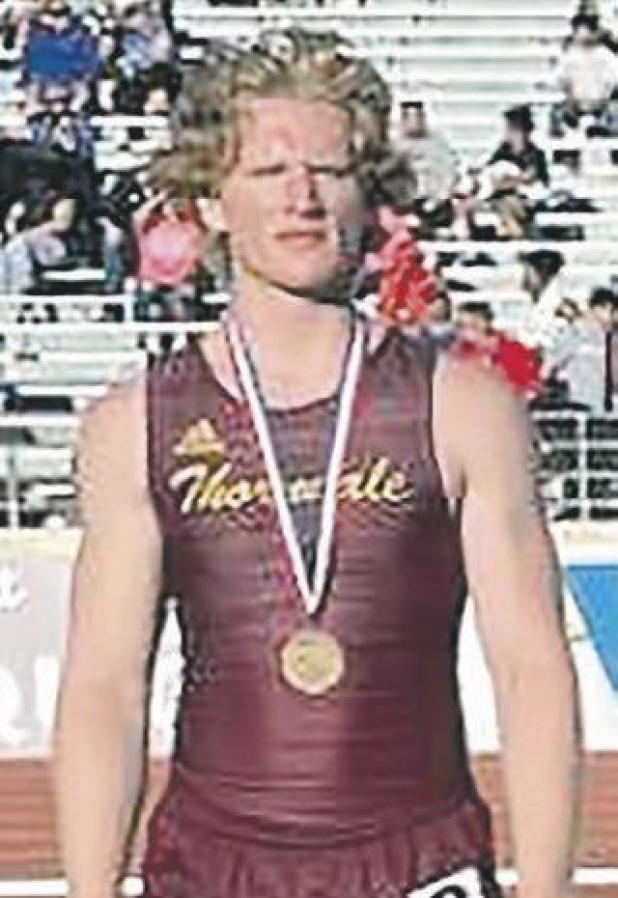 Bulldog track sends two to state meet