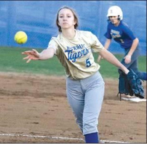 Gold outshines blue in opener