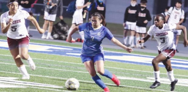 RHS fights until end with Cameron