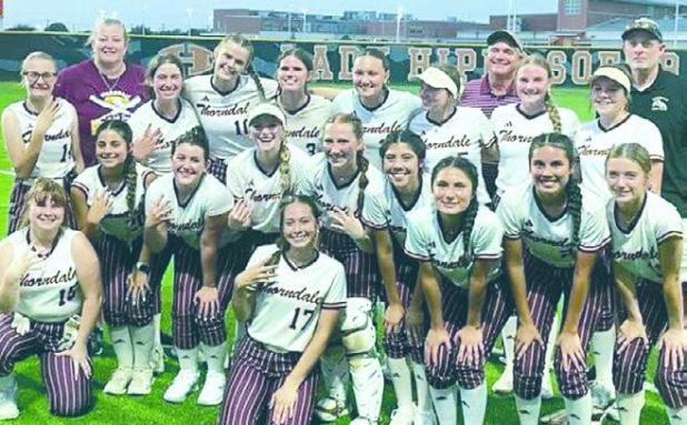 Lady Dogs advance to regional semifinals