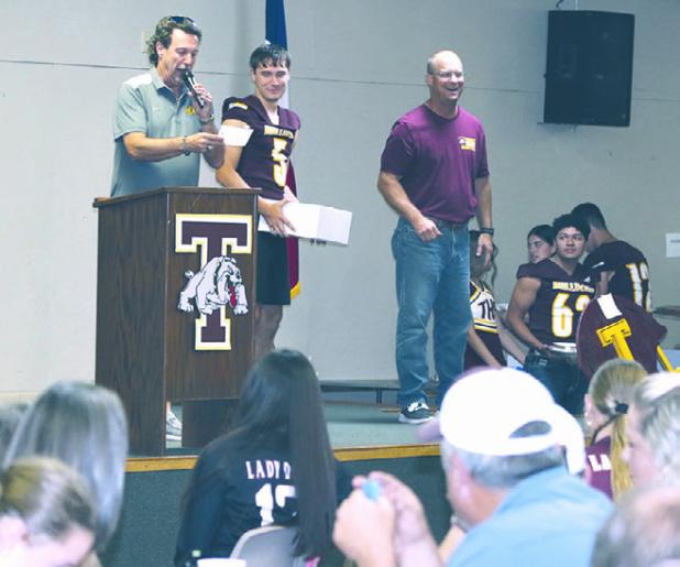 MEET THE BULLDOGS