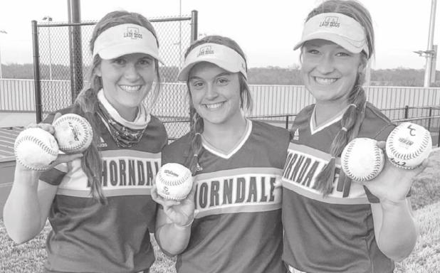 Lady Dogs take on rival Thrall