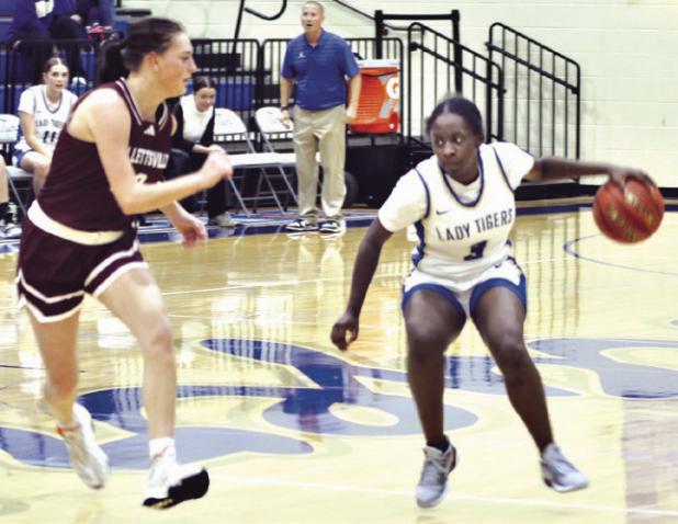 ROCKDALE HIGH SCHOOL BASKETBALL