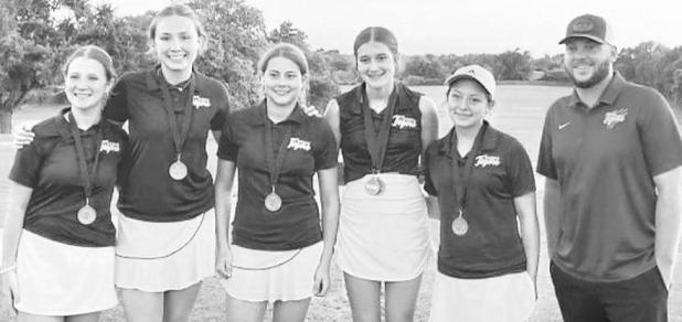ROCKDALE JUNIOR HIGH GOLF