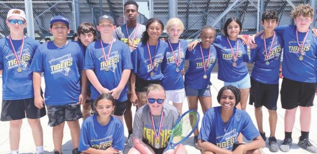 More than a dozen win medals for RJH