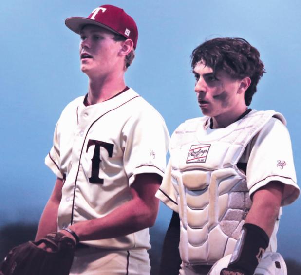 ’Dawgs look to win district title