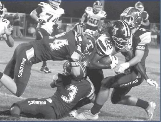 Bulldogs cage Cougars 63-0