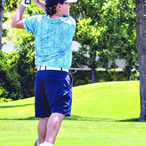 Karter Puckett takes a swing during the STPGA Junior Golf Championship held in The Woodlands last week. Photo by Sonora Puckett