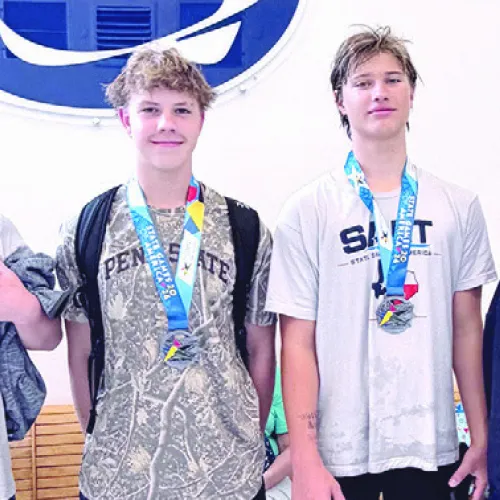 Relay team 13-14 boys (L-R) Andy Wyatt, Garrison Ulrich, Stratton Masek and Harlo Mankin. Photo by Julie Masek