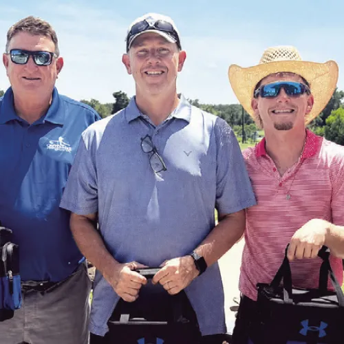 Three teams tie atop alumni golf tourney