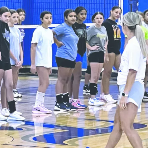 ROCKDALE FOOTBALL, VOLLEYBALL CAMPS