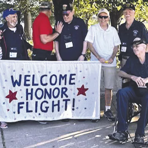 Martin “Marty” Elman, second from the left, an Air Force veteran, received his Honor Flight of Austin August 22-23 and visited war memorials as well as the Lincoln Memorial and Arlington National Cemetery.