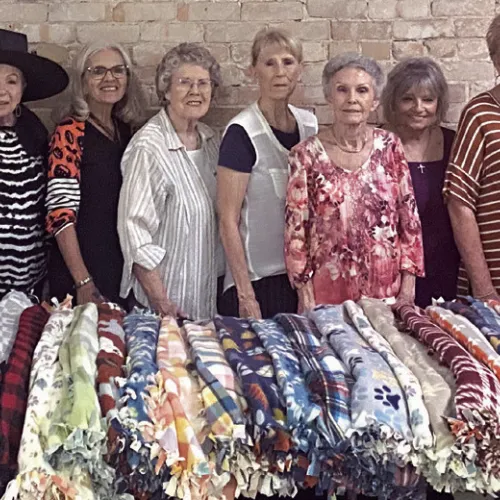 BLANKETS FOR A GOOD CAUSE