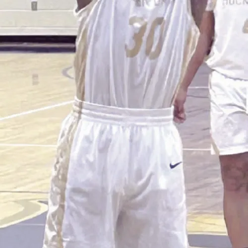 De’Andre Stephens (30) led the Tigers against Mumford last week in Tiger Gym with 11 points. The Tigers lost the game against the Mustangs,