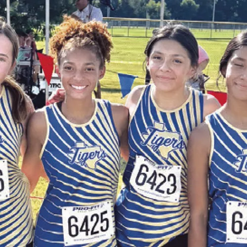 Fuller, Sanders lead Rockdale at Pro-Fit Invitational in Salado